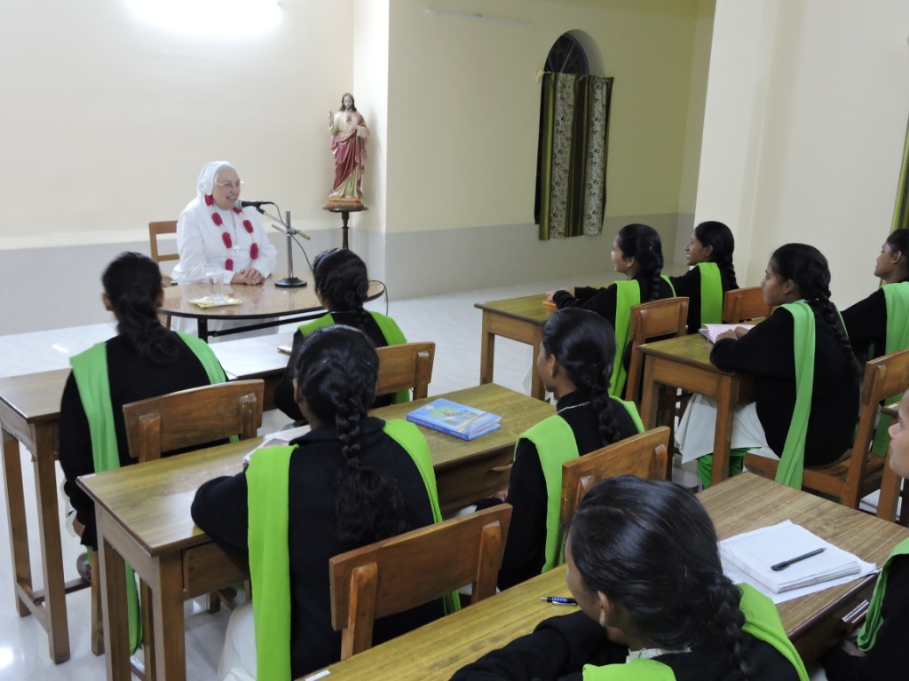 29. Mother Encounters Formees.JPG