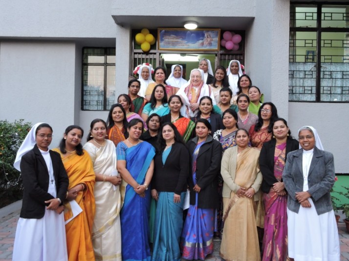 3.R.K.Purm Teaching staff.JPG